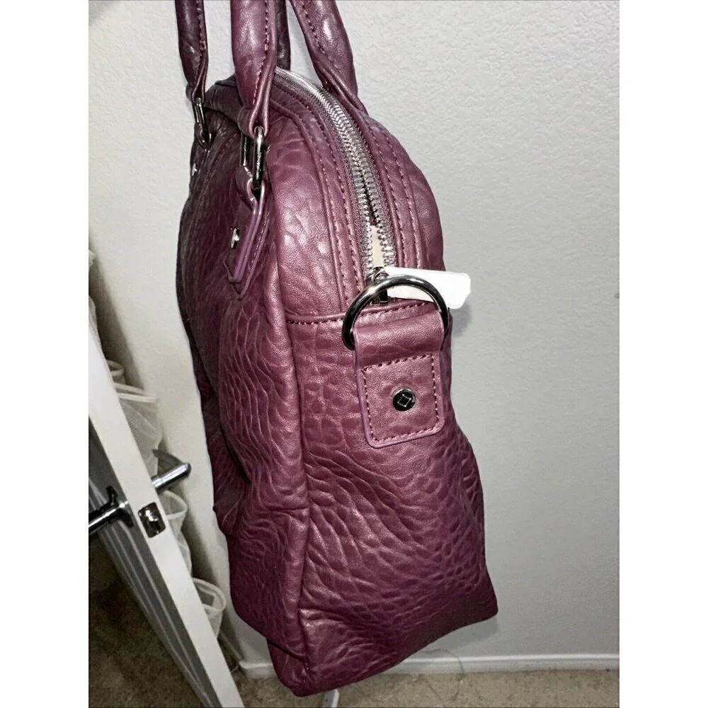 Thirty-One Couture Street Jewells & Gems Pebble LARGE - NEW Travel Tote Toiletry